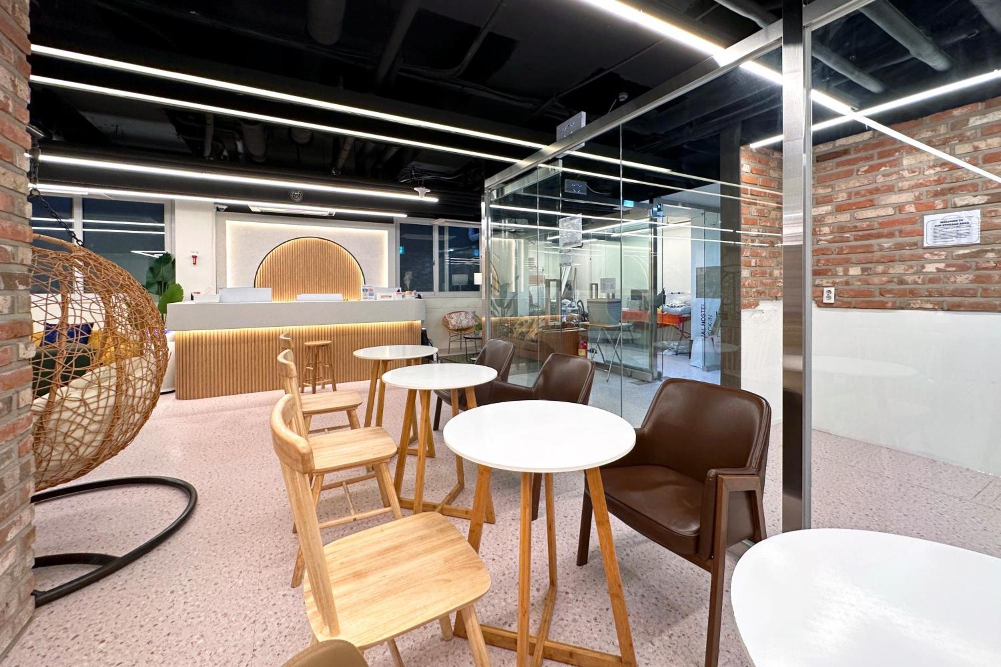 Oyo Hostel Myeongdong 6 Seul Esterno foto